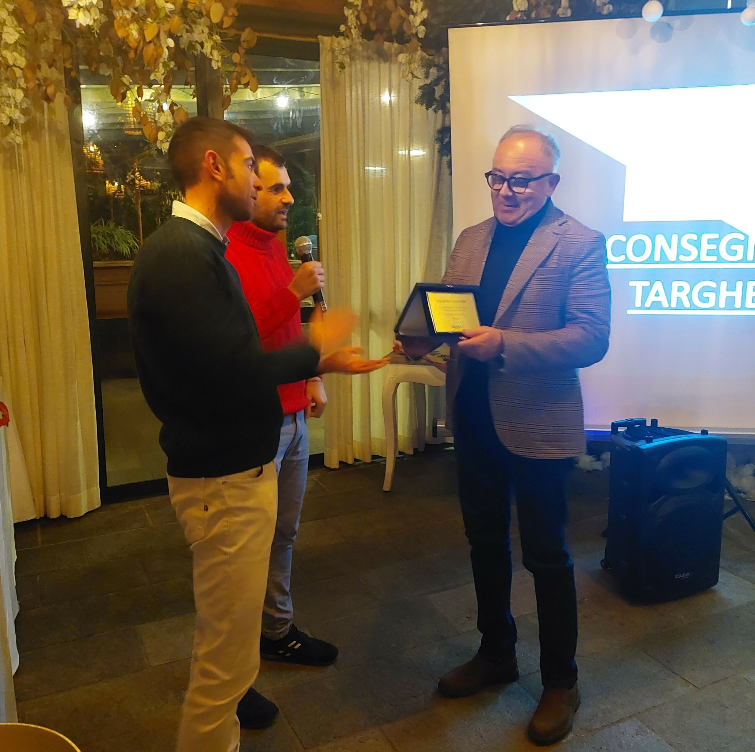 9 ok Giuseppe Cavaliere: consegna Targa Messa T